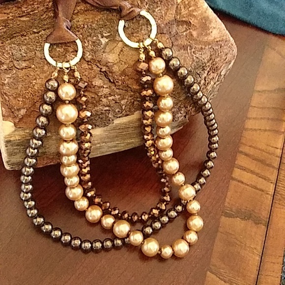 NWOT Stunning Chocolate Multi Strands Beaded Necklace - Picture 3 of 17